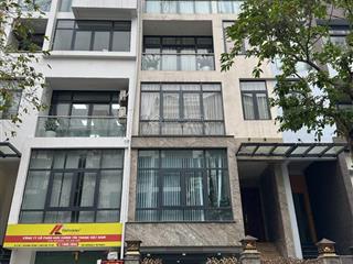 Bán nhà phố hoàng cầu , phân lô . đường ô tô tránh , 51m2 6 tầng , mt 5m , giá 16tỷ