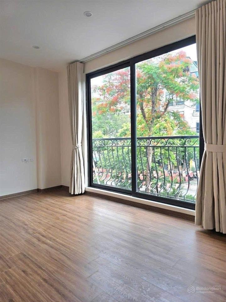 Bán nhà yên hoà, cầu giấy 35m2 5 tầng, mặt tiền 4m, ngõ 4m thoáng sạch, 9 tỷ