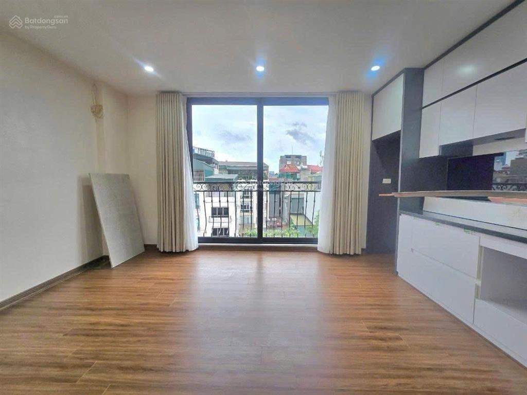 Bán nhà yên hoà, cầu giấy 35m2 5 tầng, mặt tiền 4m, ngõ 4m thoáng sạch, 9 tỷ