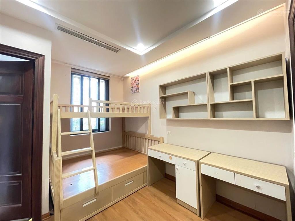 Bán căn hộ chung cư n4d trung hoà nhân chính, 120m2, tầng 8, 3 ngủ, 2 wc, giá 9,5 tỷ