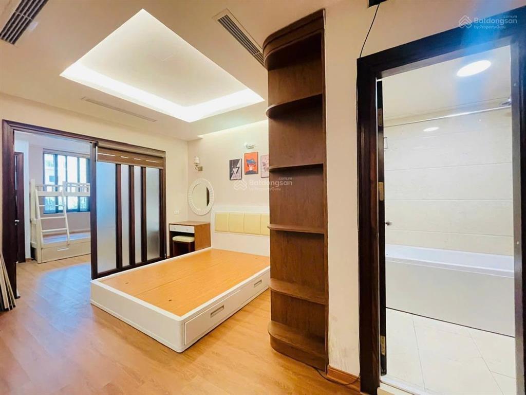 Bán căn hộ chung cư n4d trung hoà nhân chính, 120m2, tầng 8, 3 ngủ, 2 wc, giá 9,5 tỷ