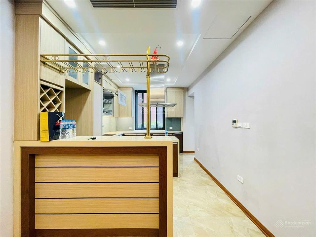 Bán căn hộ chung cư n4d trung hoà nhân chính, 120m2, tầng 8, 3 ngủ, 2 wc, giá 9,5 tỷ