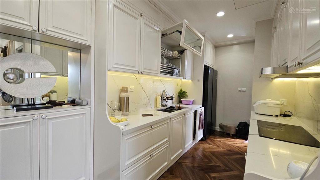 Bán căn hộ chung cư e3 vũ phạm hàm 94m2 3pn, 2wc, 9 tỷ vnd