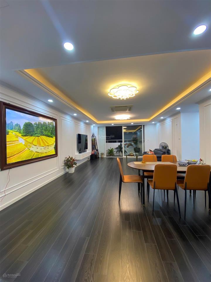 Bán căn hộ chung cư flc lê đức thọ. tầng 30 diện tích 159m2 3 ngủ, 2 wc, nội thất xịn, 7,5 tỷ