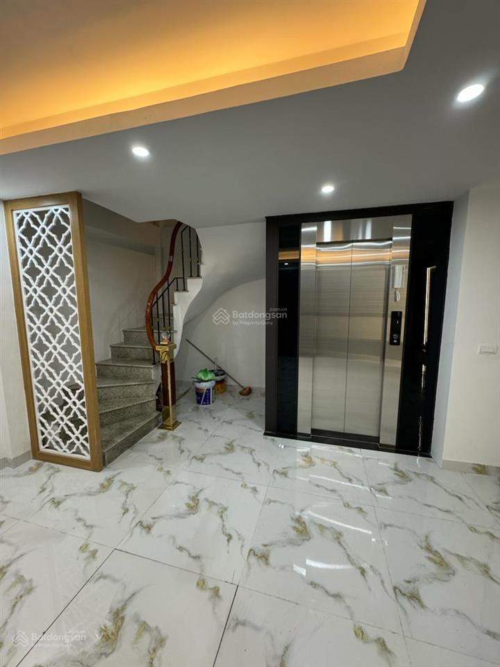 Bán nhà phố thái hà 105m, 5 tầng, ô tô tránh, cách 1 nhà ra mặt phố, giá 50 tỷ