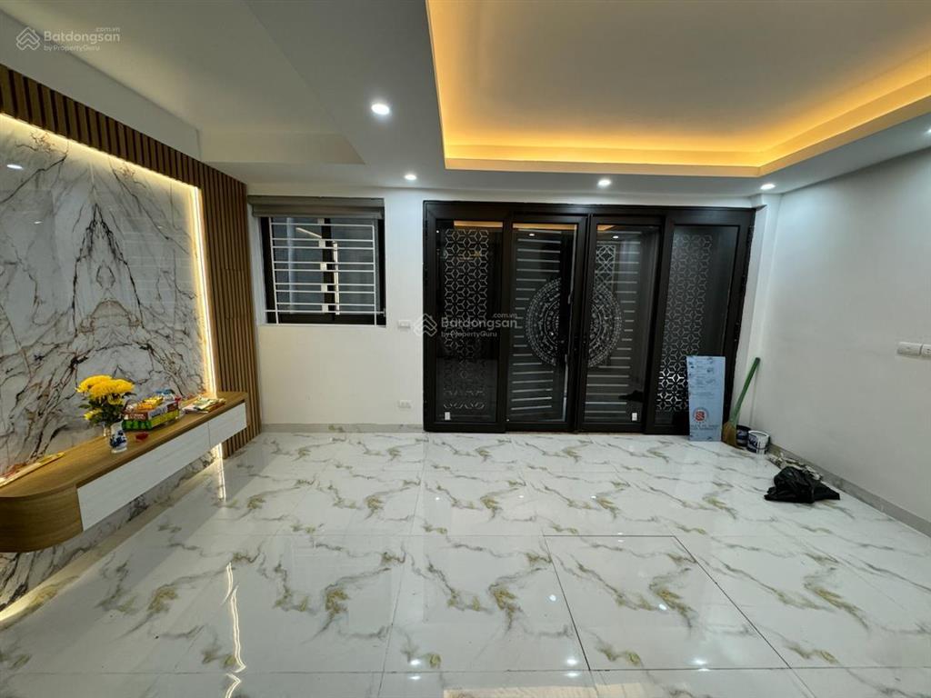 Bán nhà phố thái hà 105m, 5 tầng, ô tô tránh, cách 1 nhà ra mặt phố, giá 50 tỷ