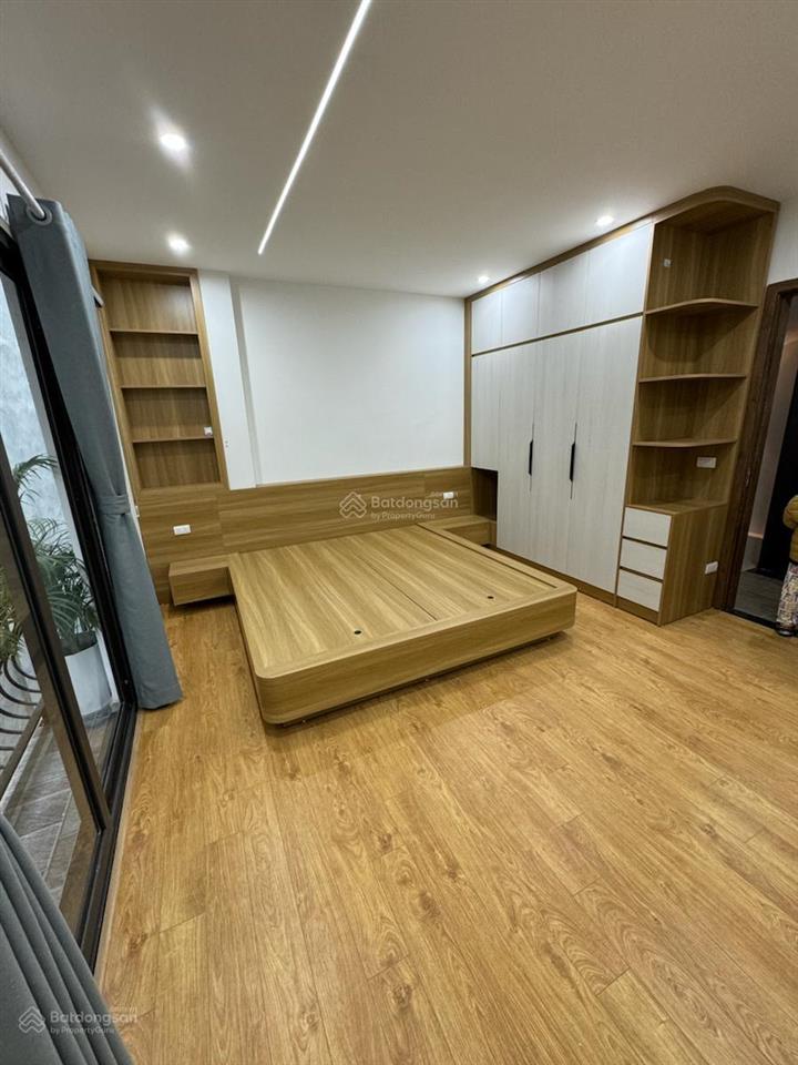 Bán nhà phố thái hà 105m, 5 tầng, ô tô tránh, cách 1 nhà ra mặt phố, giá 50 tỷ