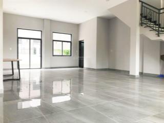 Cho thuê shophouse zeitgeist city(gs hàn quốc), 35 triệu, 126m2, 4 tầng, nguyễn hữu thọ, nhà bè.