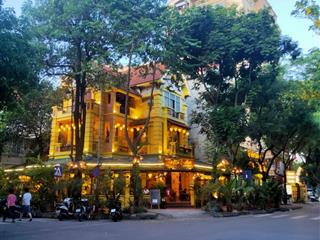 Chính chủ cần bán gấp nhà lô góc phố vĩnh phúc  ba đình 150m2 lô góc 3 mặt thoáng giá 78 tỷ.