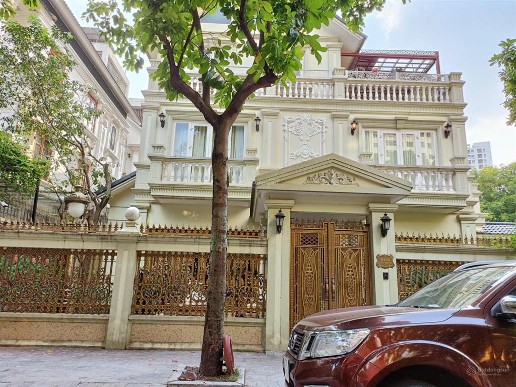 Chính chủ cần bán gấp biệt thự 420m2 khu đô thị mỹ đình 2 mặt tiền 20m view thoáng giá 115 tỷ.