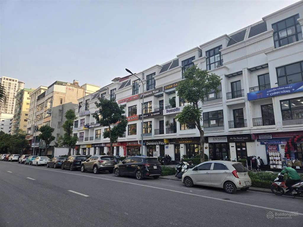 Chính chủ cần bán gấp nhà 92m2 mặt phố hàm nghi  vinhomes gardernia vỉa hè rộng giá 55 tỷ.