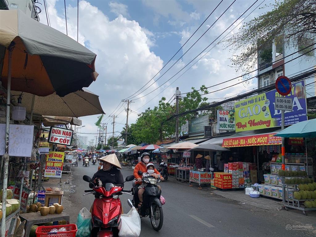 Giảm 1 tỷ bán nhanh nhà mặt tiền phan anh ngay chợ, dt 8x25m, thu nhập 35tr/tháng!