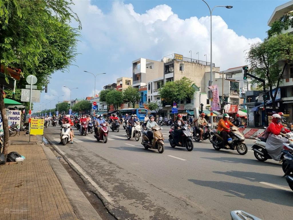 Bán mtkd ngay lê trọng tấn, kế bên đại học công thương, dt 10x46, giá 42 tỷ tl