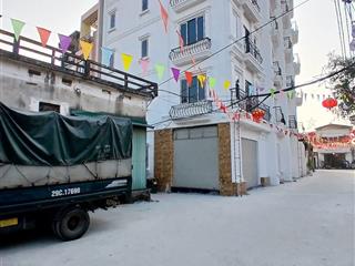 Bán nhà hữu hòa 42m, 6 tầng, thang máy, 6.2 tỷ, đường 3 xe tải tránh