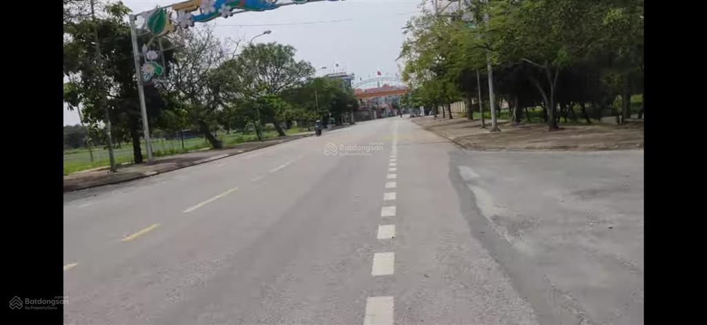 Chính chủ cần bán gấp đất tại trục đường chính triệu việt vương