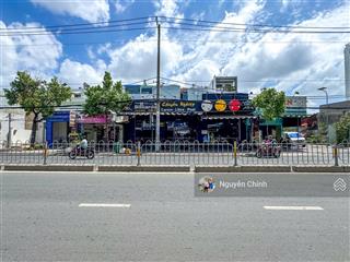 Nhà mtkd lê văn quới ngang 13mx33m  cấp 4, gác lửng  giá 45 tỷ tl. cho thuê 60tr/th, vị trí đẹp