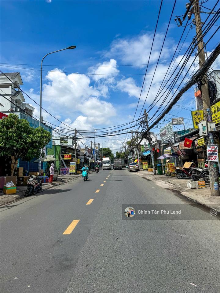 Bán nhà mtkd đường đất mới (bình trị đông) ngang 5m x 30m  trệt 1 lầu  giá 11 tỷ bớt lộc.