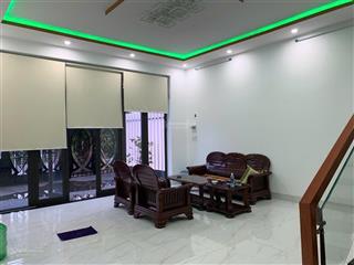 Cần bán nhà 2,5 tầng giá rất tốt mặt đường dương văn nga, sơn trà  đà nẵng