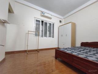 Phòng vip mễ trì thượng cho thuê 26m2 đủ đồ, sàn gỗ, sạch sẽ, yên tĩnh, ở ngay có ưu đãi