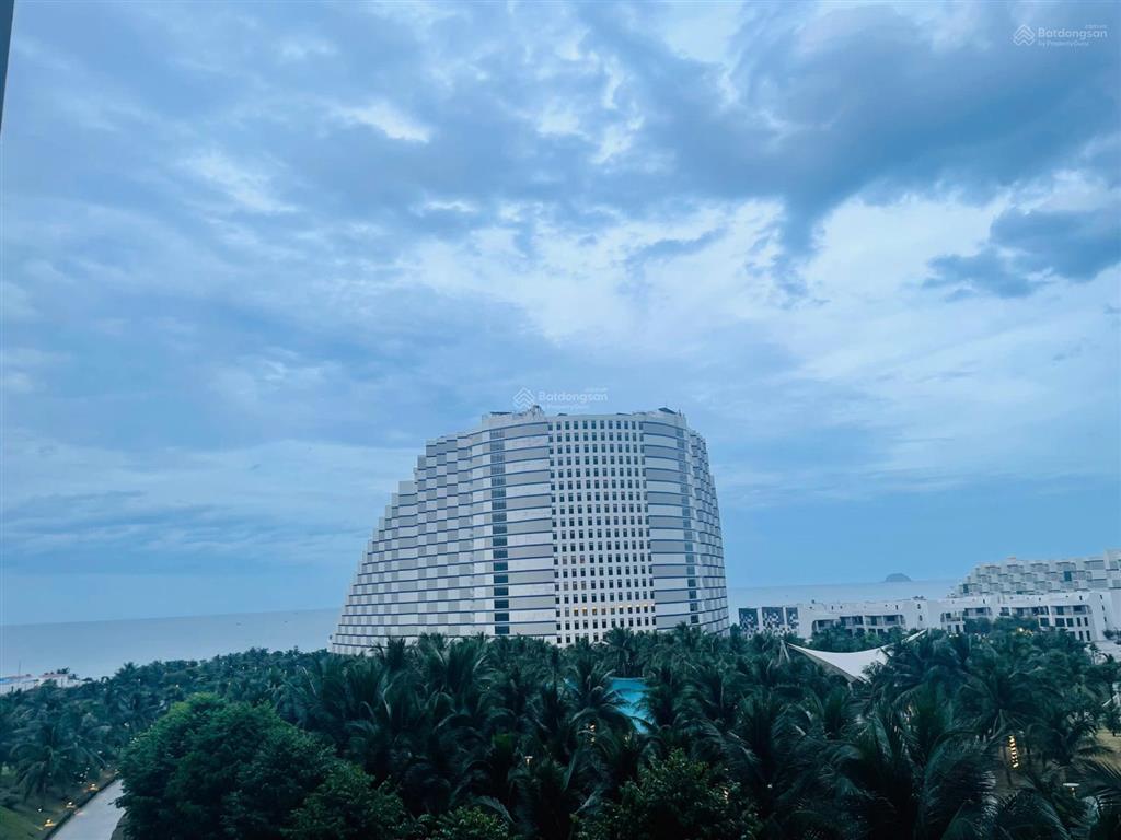 Bán the arena cam ranh duy nhất 1 căn tòa sea mặt a trực biển chỉ 990tr bao sang tên. 094675355