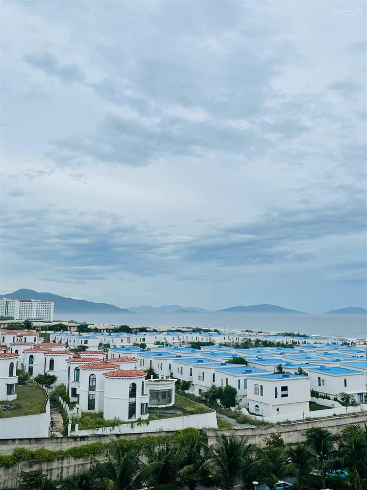 The arena cam ranh seb tầng trunglẻ, view biển và biệt thự thoáng mát, bao sang tên.0946 753 ***