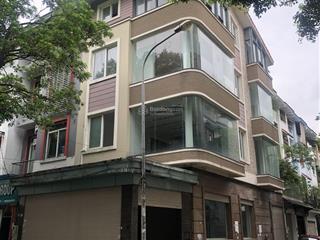 Cho thuê nhà lk khúc thừa dụ, dịch vọng, cầu giấy. dt 100m2, mt 20m, 4 tầng, thang máy giá 60tr