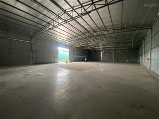 Cho thuê kho xưởng đường cầu diễn. phú diễn. 700m2, điện 3fa công đỗ cửa đất cty có vat, 90k/m2/th