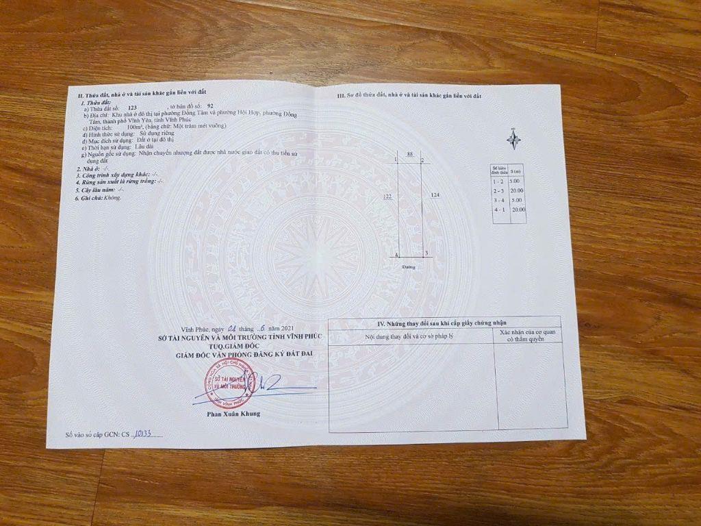 🔥BÁN GẤP ĐẤT PHÂN LÔ KĐT VĨNH YÊN CENTER CITY 100m MT5m hướng NAM giá 2,75 TỶ SỔ ĐỎ CC 0988296228