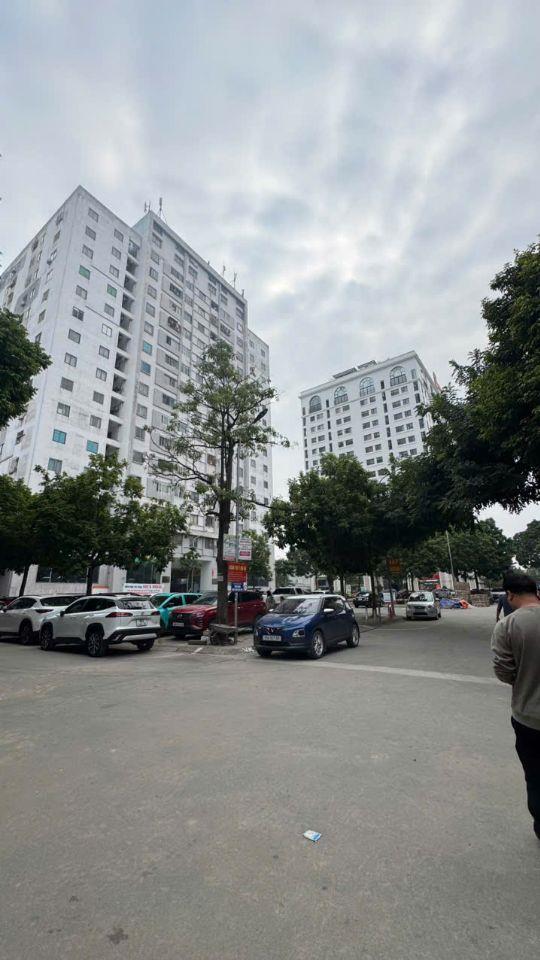 BÁN GẤP LÔ ĐẤT KINH DOANH ĐỈNH BĂNG 2 TÔN ĐỨC THẮNG SÁT KCN KHAI QUANG 100M MT5M GIÁ 2,XTỶ 0988296228