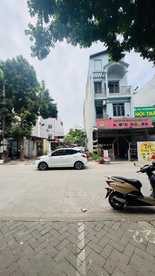 BÁN GẤP LÔ ĐẤT KINH DOANH ĐỈNH BĂNG 2 TÔN ĐỨC THẮNG SÁT KCN KHAI QUANG 100M MT5M GIÁ 2,XTỶ 0988296228