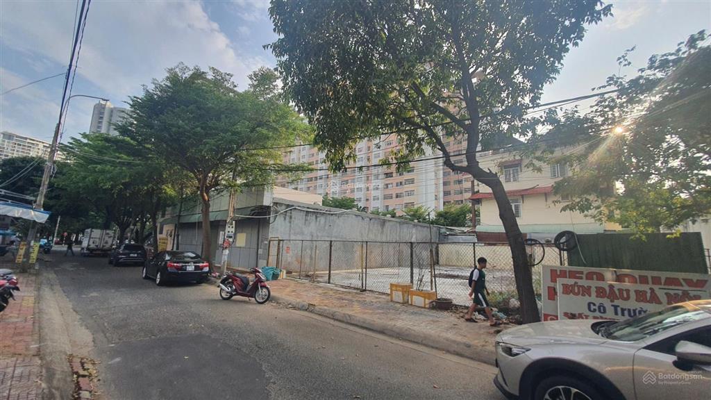 Bán lô đất biệt thự khu đô thị chí linh 1 , p.nan ( dt 334m2) + đất đẹp vuông vức + giá 95tr/m2