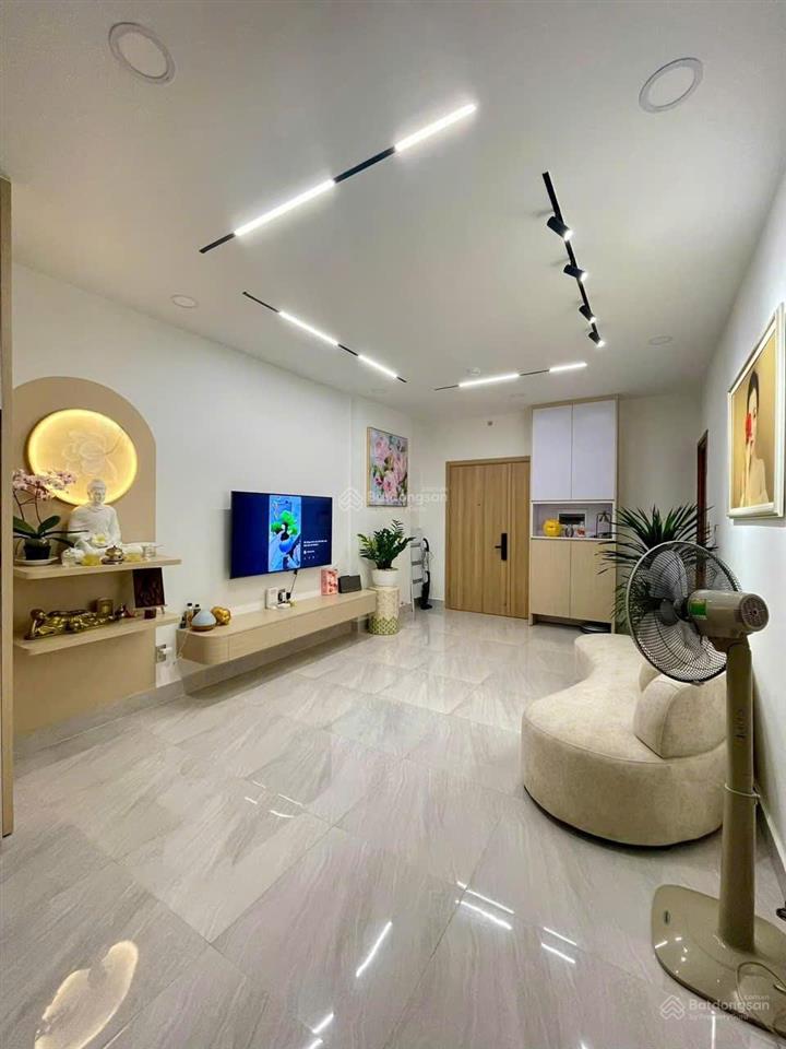 Cần bán nhanh stown 2pn, dt 65m2 giá 3.1 tỷ