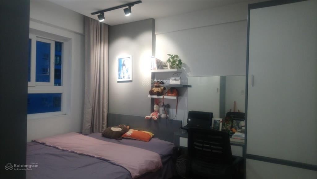 Căn hộ cần bán có sổ dt50m2 gía 2.4 tỷ