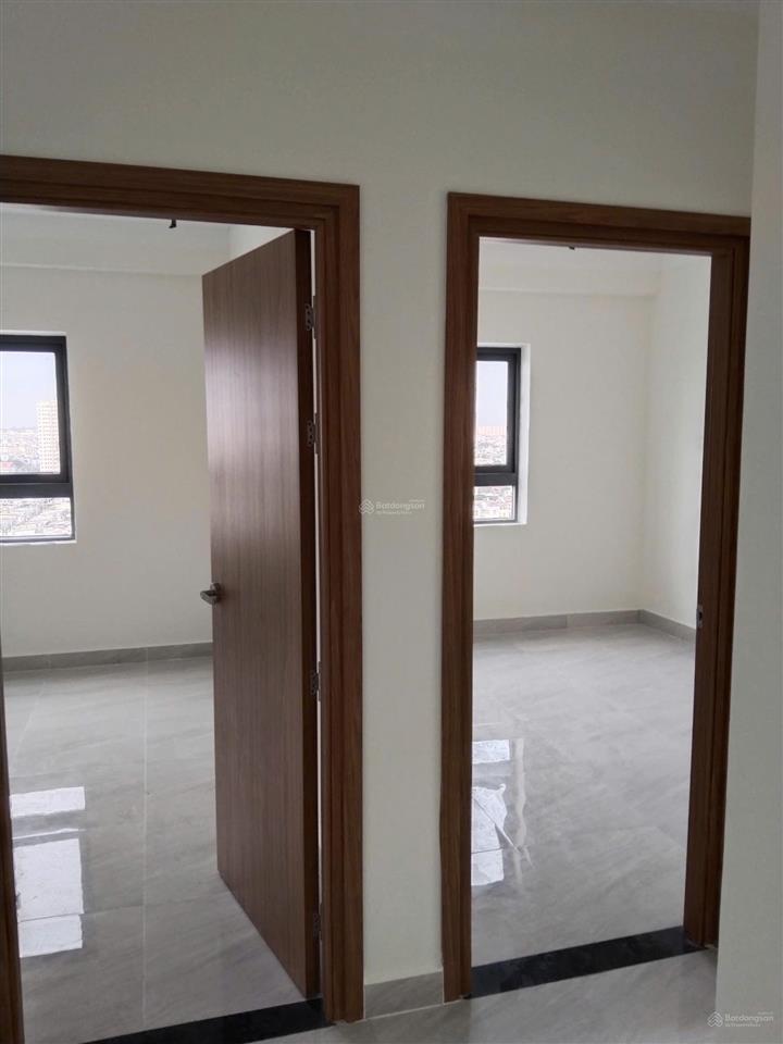Cần bán căn hộ stown 3 phòng dt 88m2, giá 4.4 tỷ