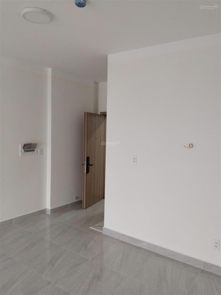 Cần bán căn hộ stown 3 phòng dt 88m2, giá 4.4 tỷ