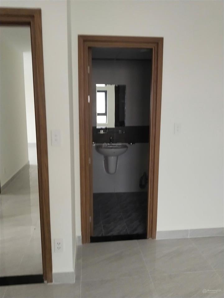Cần bán căn hộ stown 3 phòng dt 88m2, giá 4.4 tỷ