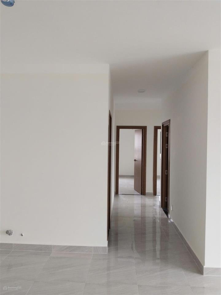 Cần bán căn hộ stown 3 phòng dt 88m2, giá 4.4 tỷ