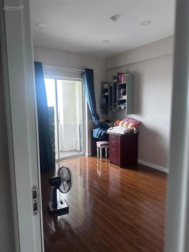 Cần bán tecco2 phòng ngủ 65m2 giá 2.35 tỷ