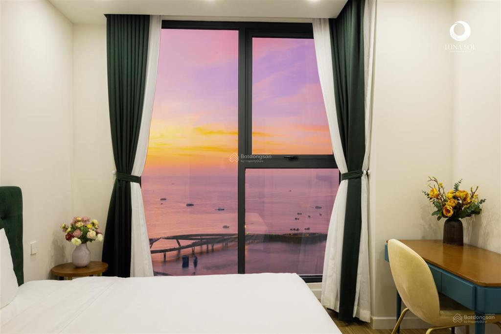 Bán gấp căn 2 ngủ sky tầng cao, view trực diện biển.  chính chủ 0947 981 ***