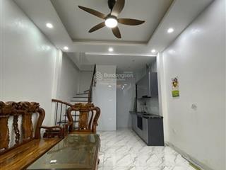 Chỉ nhỉnh 7 tỷ có ngay nhà đẹp 5 tầng  lê trọng tấn  hà đông. vị trí trung tâm quận.