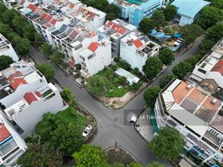 Bán đất lô góc 137.5m đường số 11 sadeco phước kiển a nhà bè