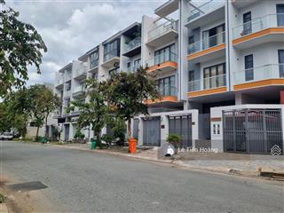 Nếu bạn có 22 tỷ và thu về 25 tỷ mua ngay nhà bán khu dân cư dương hồng xã bình hưng