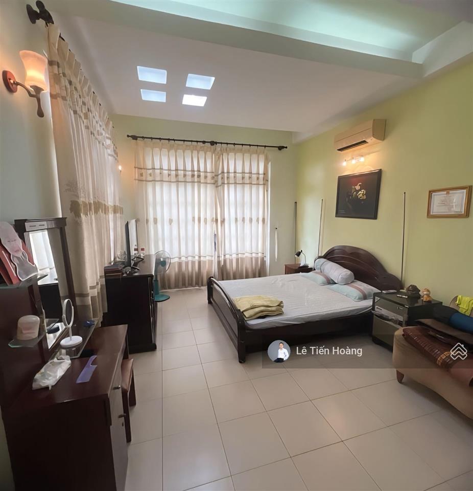 Bán nhà 120m2, đường 817a đối diện chung cư giai việt tạ quang bửu, p5, q8