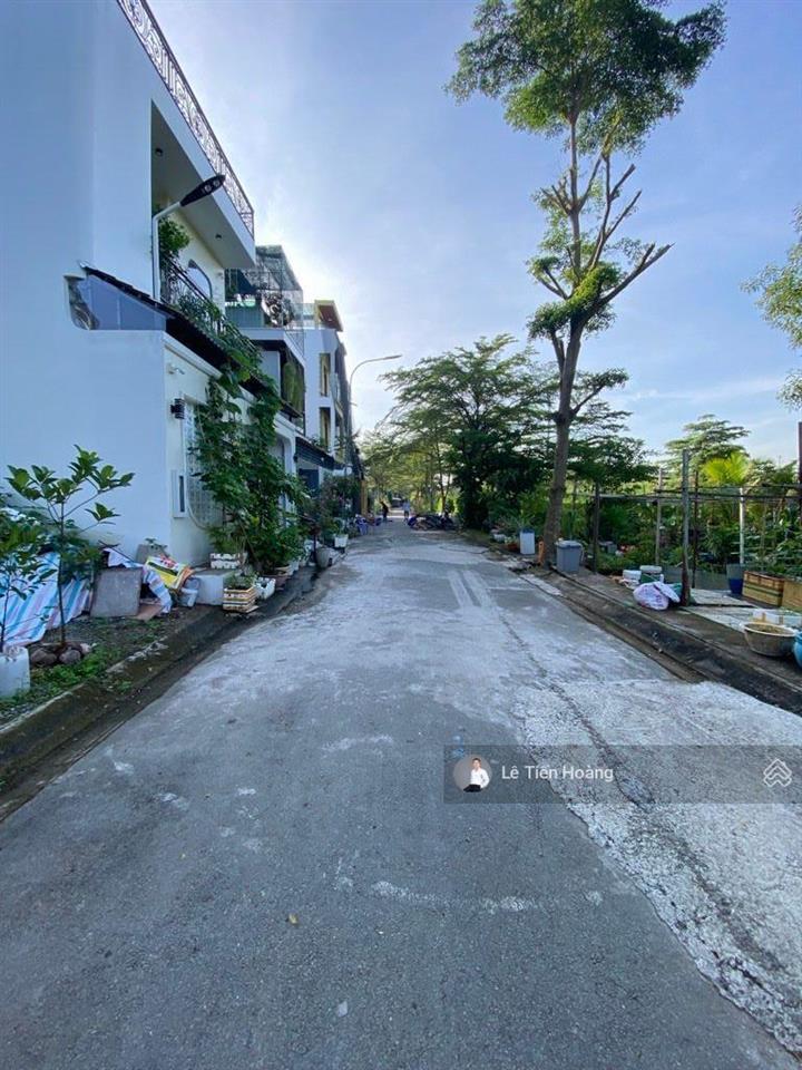 Bán đất mặt tiền 6m, 83m2 tại kdc nguyễn bình ven sông nhơn đức nhà bè