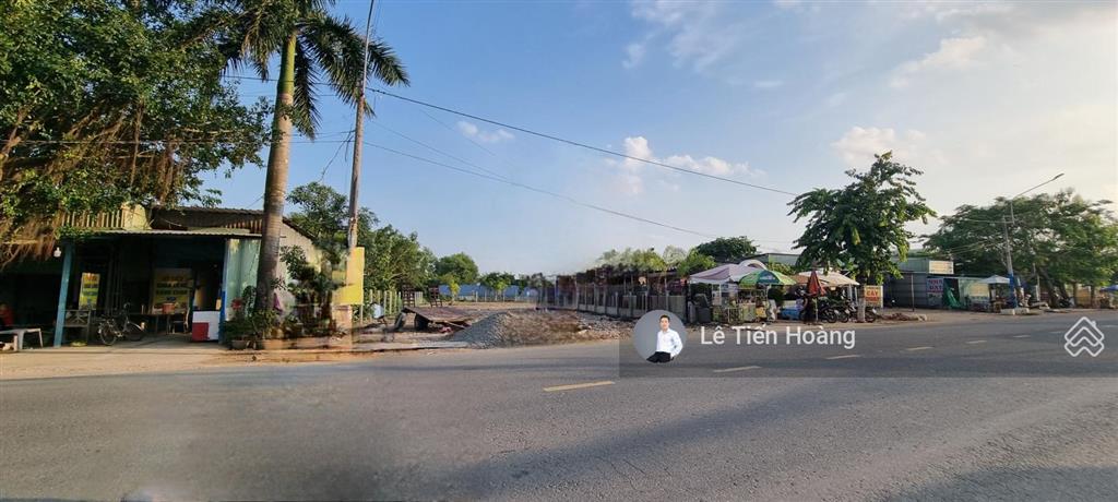 Bán đất mặt tiền đường 835 ngay ủy ban xã mỹ lộc 5.5 tỷ lô đất 250m2