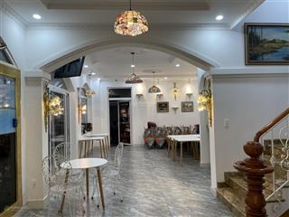 Cho thuê nhà mặt tiền nguyễn đình thi, dt 7x20m, có thang máy, giá 33tr/tháng