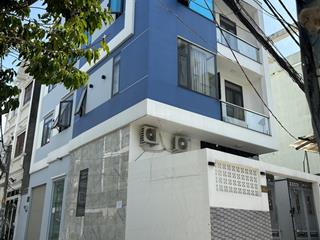 Đh văn lang, có ban công, full nội thất, giờ tự do