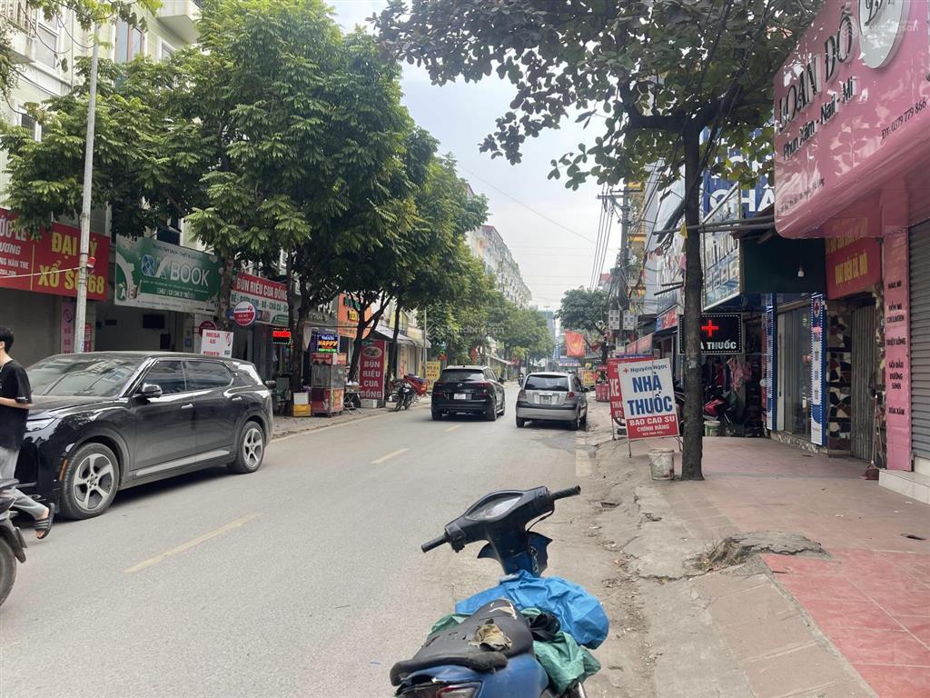 Siêu phẩm tô hiệu bà triệu hà đông. 42m2 x 5 tầng kinh doanh, mặt phố, ô tô, vỉa hè chỉ 12,6 tỷ