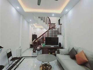 Sát đô nghĩa. đồng nhân hoài đức. 40m2 x 5 tầng, mt 4,5m chỉ 4,75 tỷ. ô tô qua nhà, tiện ích vô vàn