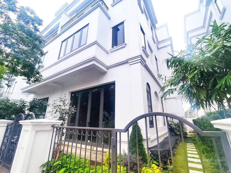 Bán nhà mặt phố tô hiệu hà đông. 100m2 mặt tiền 8m chỉ hơn 27 tỷ.nội thất châu âu, ô tô, kinh doanh